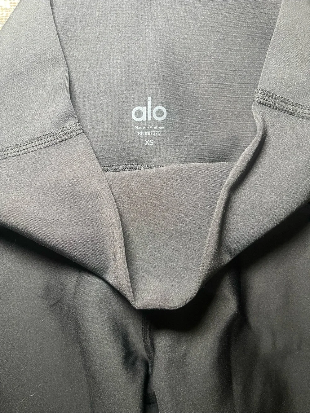 ALO Yoga Black Performance Leggings